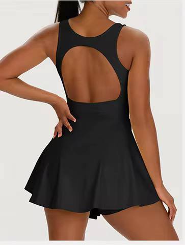 Arc Dress Black - open back detail